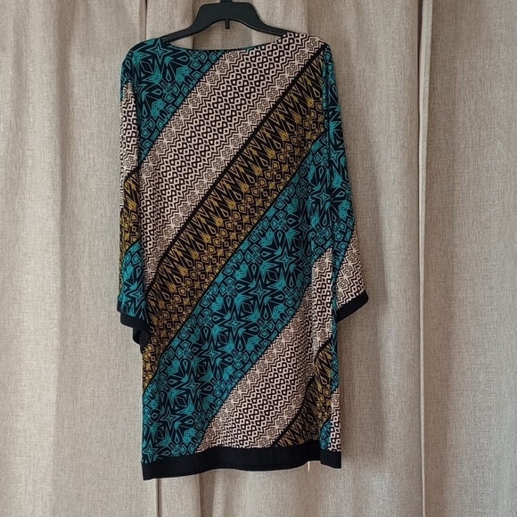 Emma & Michele Multicolor Geometric Dress - Picture 9 of 14